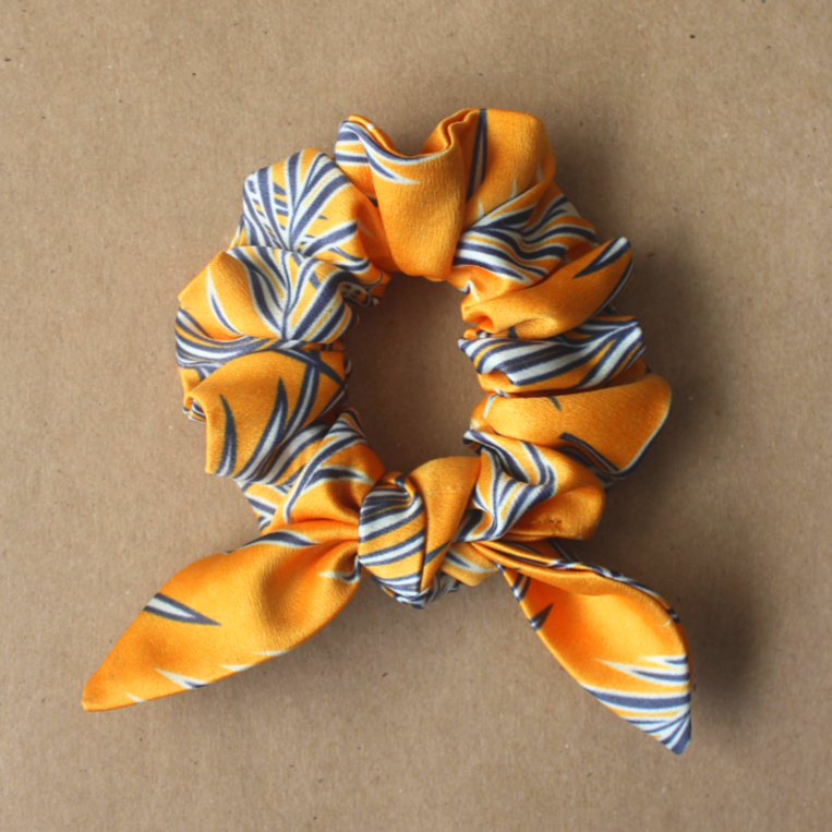 Navy leaves bow scrunchie